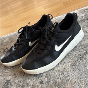 Nike SB Nyjah Sneakers